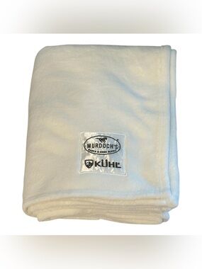 KÜHL x Murdoch's White Plush Blanket